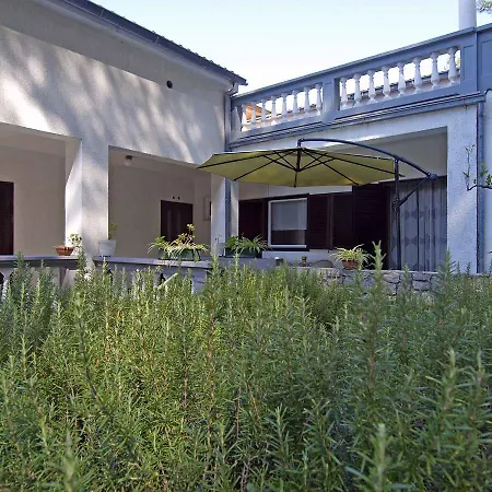 Apartment Koprtla 1 *